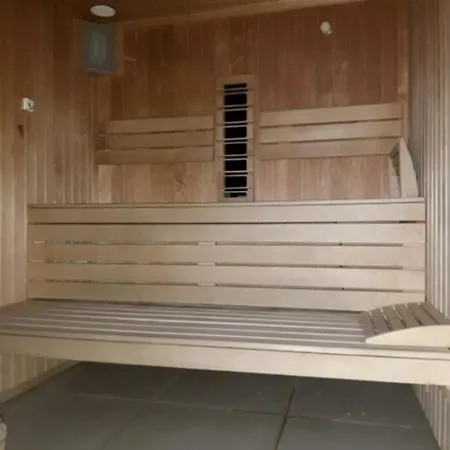 Apartment Promenada Premium Pool & Prima Linie