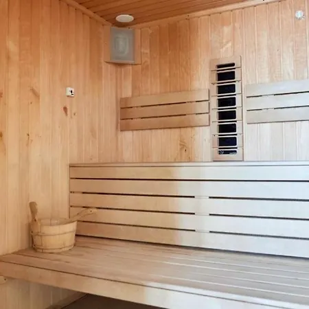 Apartment Promenada Premium Pool & Prima Linie