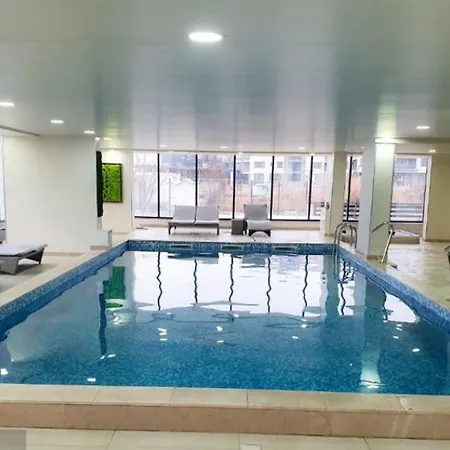 Apartment Promenada Premium Pool & Prima Linie *