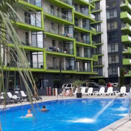 Promenada Premium Pool & Prima Linie * Năvodari