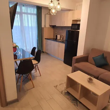 Promenada Premium Pool & Prima Linie Apartamento Năvodari